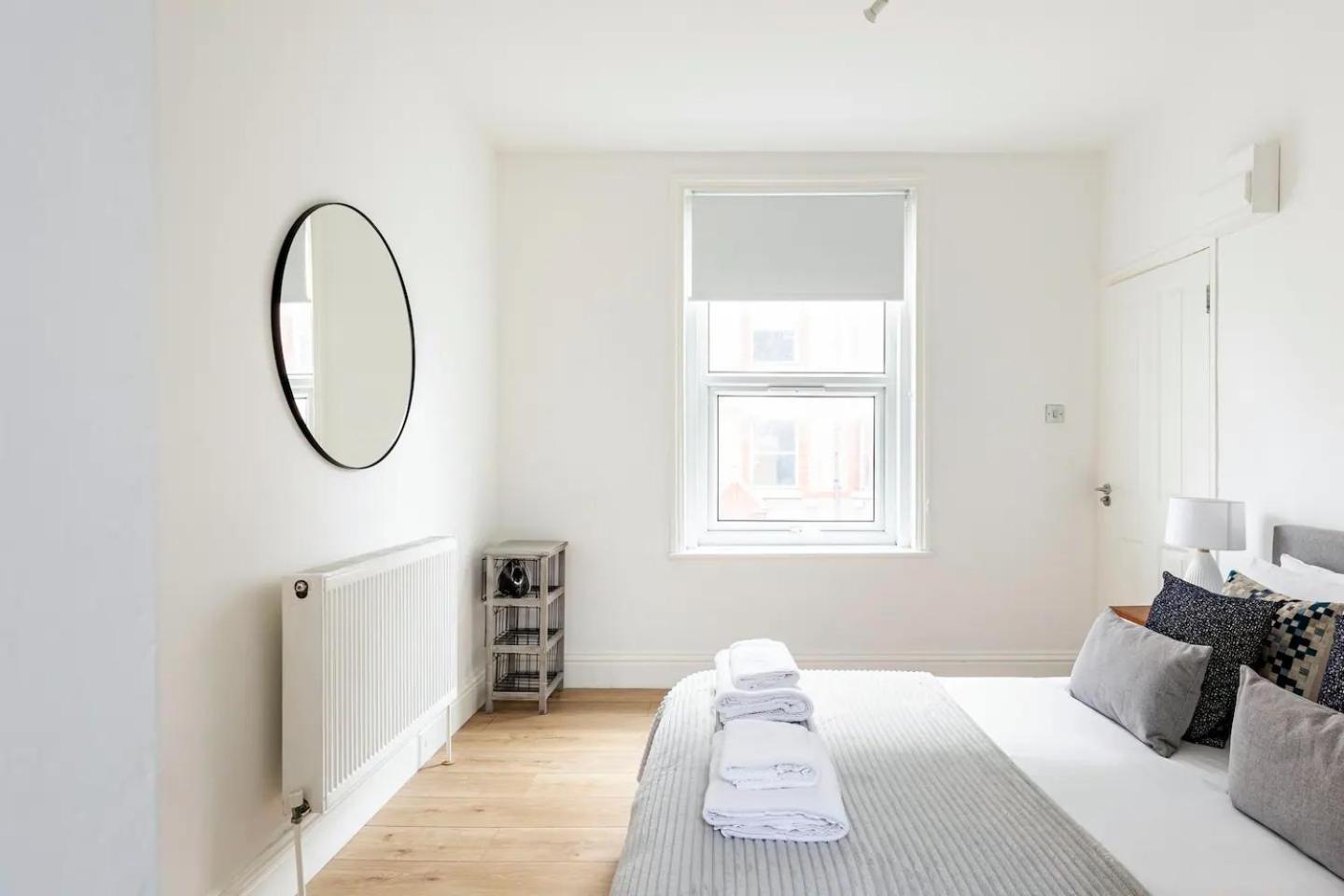 Stylish One Bedroom Apartment In Greater London Bagian luar foto
