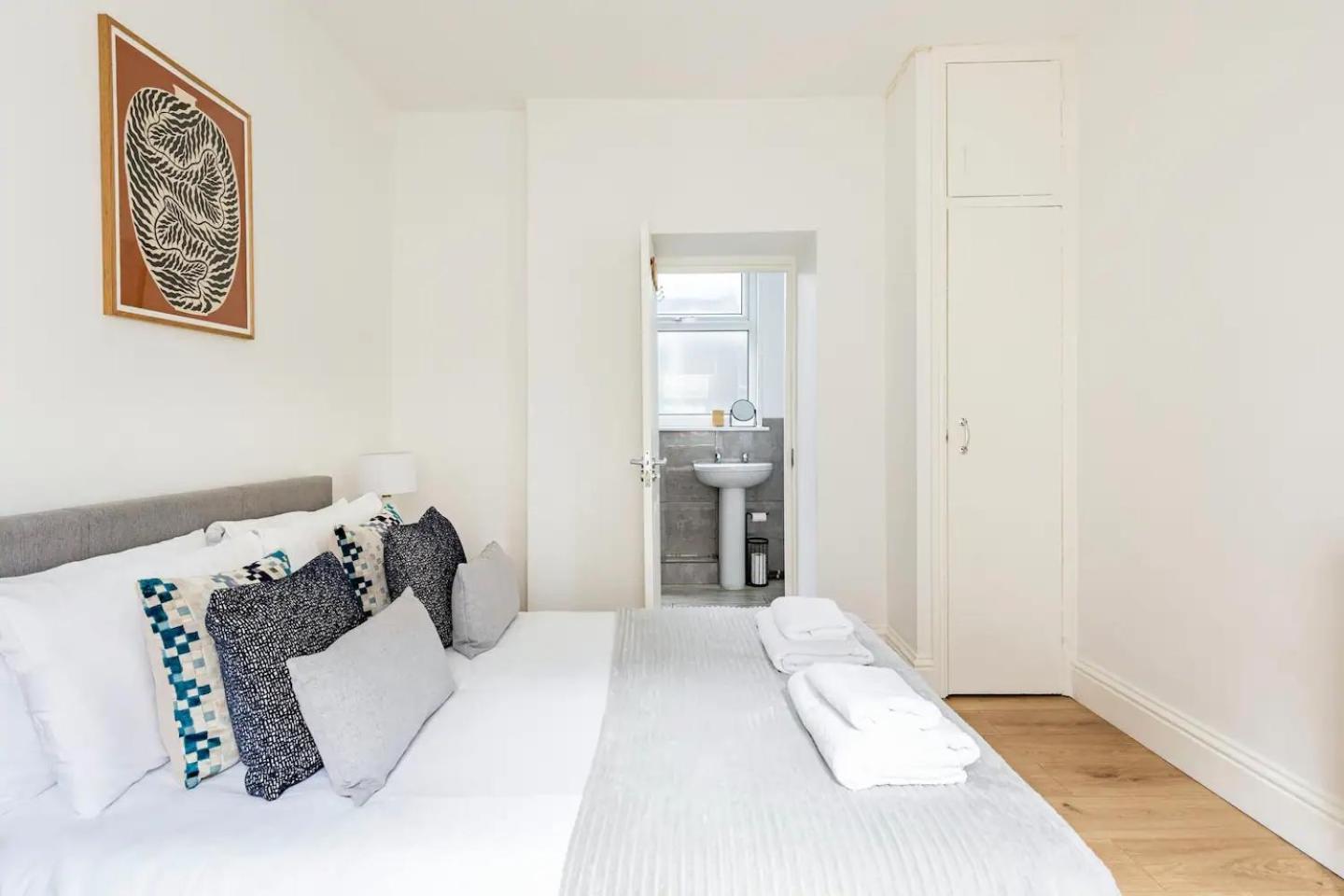 Stylish One Bedroom Apartment In Greater London Bagian luar foto